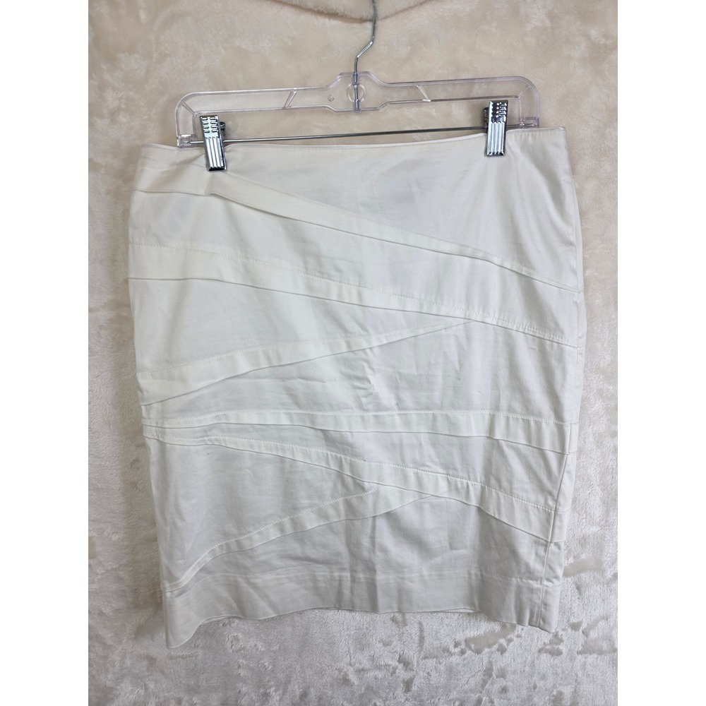 White House Black Market White Bandage Tiered Pencil Skirt 4501225558 Size 8‎
